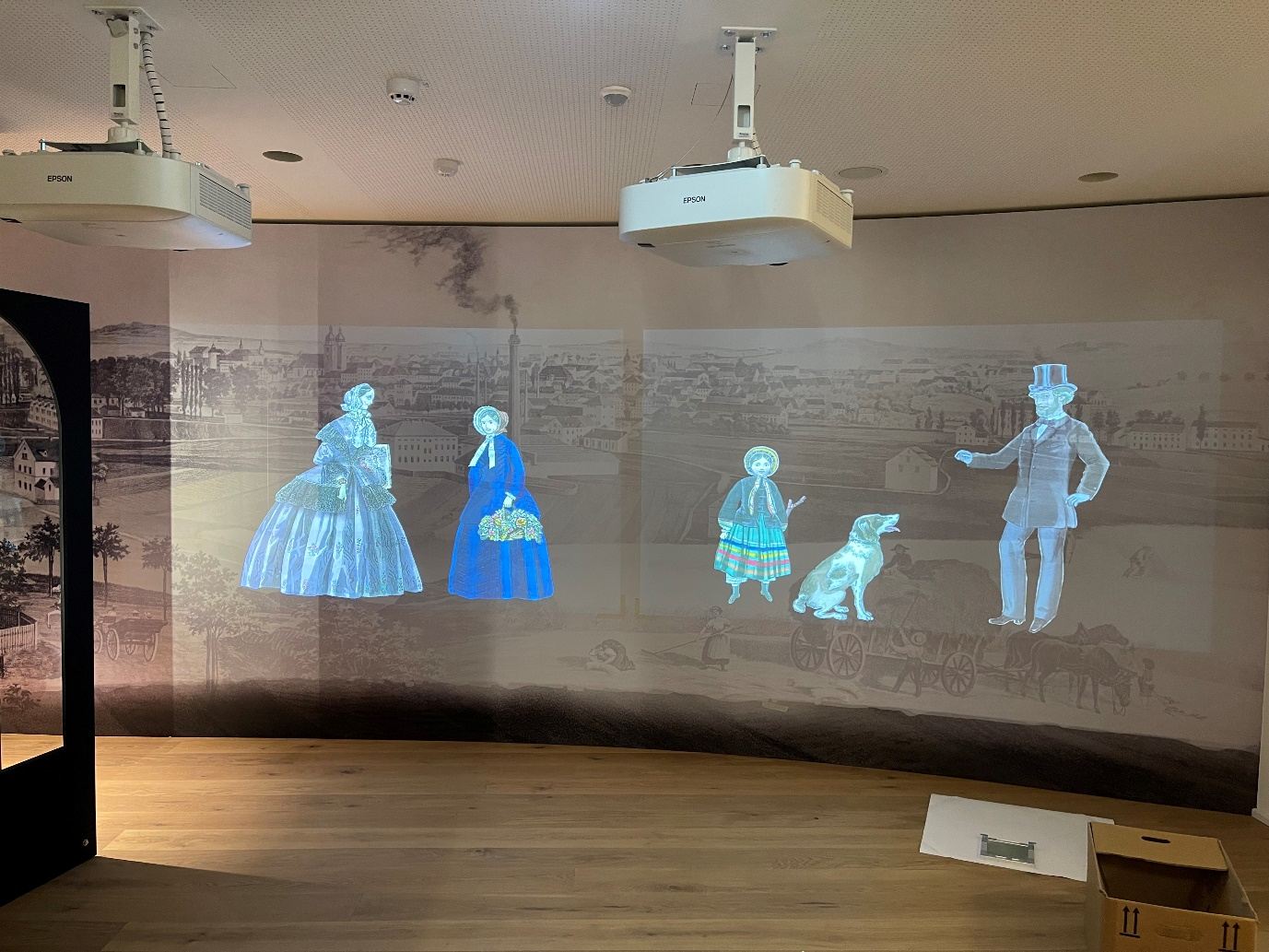 Projizierte historische Figuren in Kleidern der Jahrhundertwende